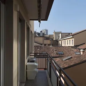 Apartment Madonna Montecchi Luxury In, Verona